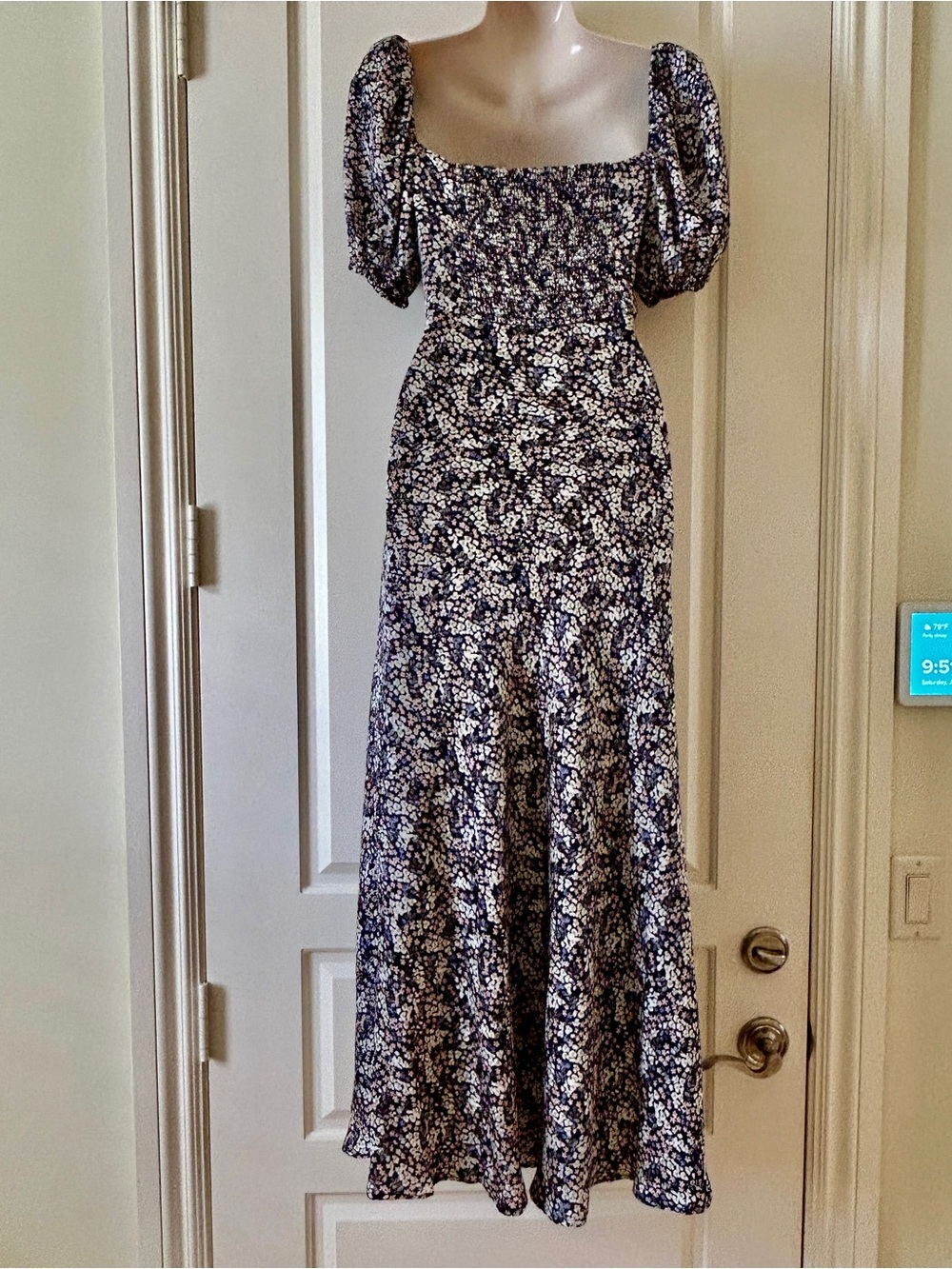 ASTR The Label Floral Puff-Sleeve Maxi Dress, Navy Ditsy Floral, Size M, NWT - Picture 7 of 10